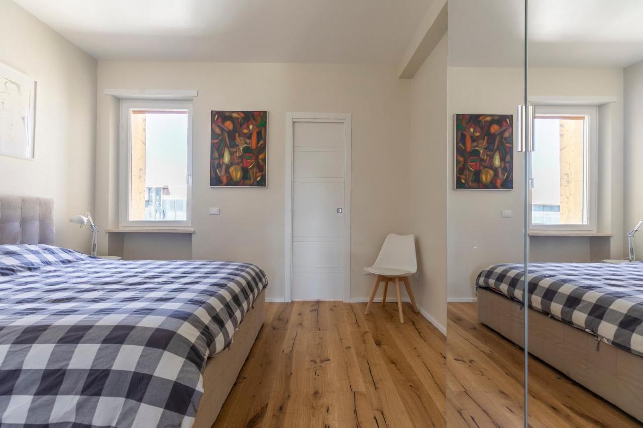La Dolce Vita - Sunny Penthouse Trastevere Station 100Sqm Roma Exterior foto