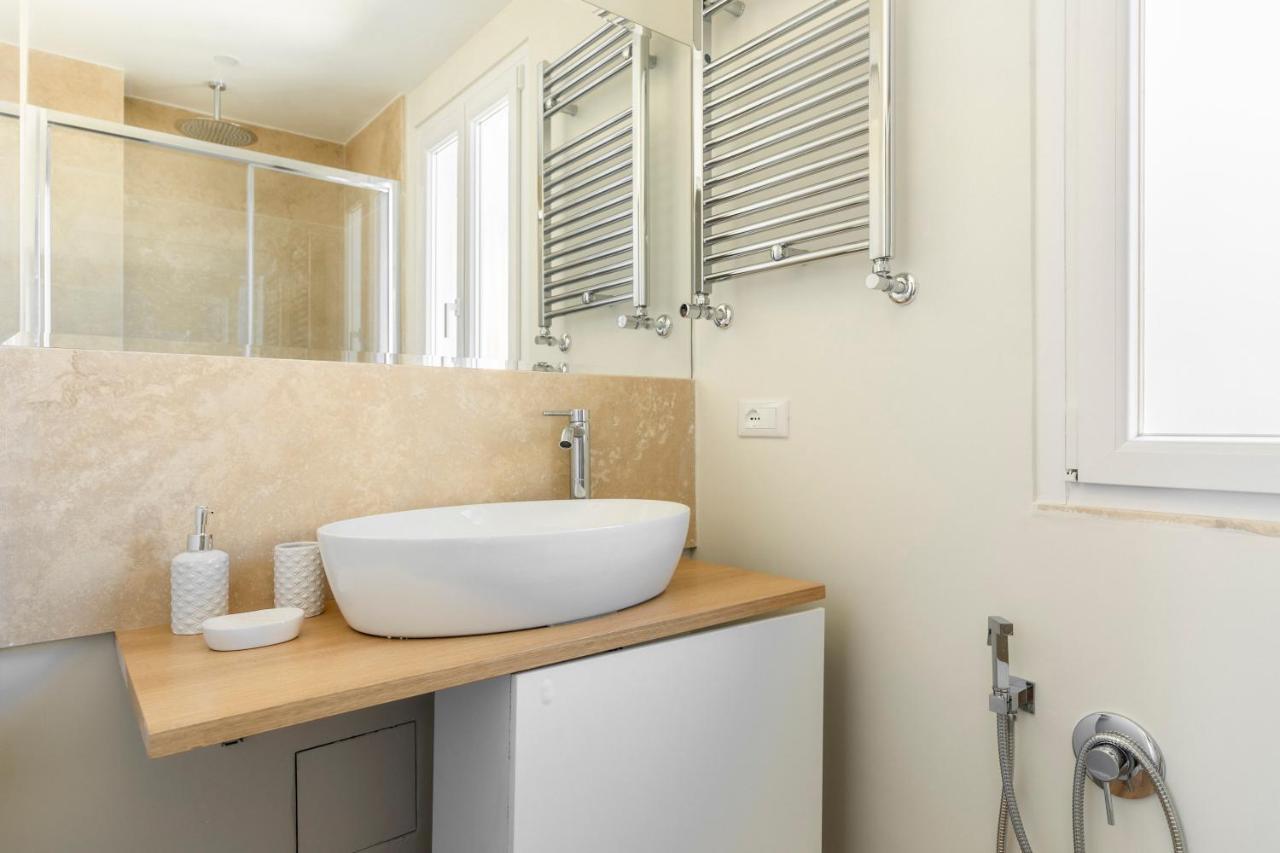 La Dolce Vita - Sunny Penthouse Trastevere Station 100Sqm Roma Exterior foto
