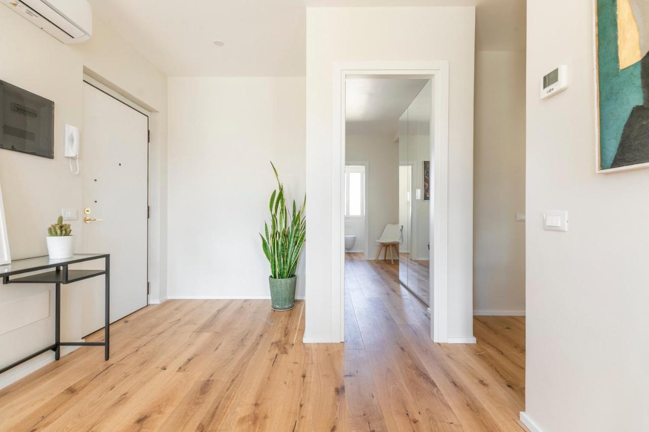 La Dolce Vita - Sunny Penthouse Trastevere Station 100Sqm Roma Exterior foto